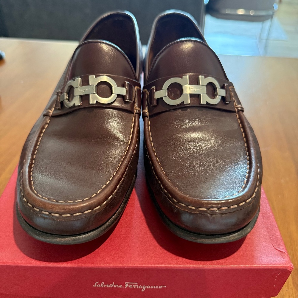 Salvatore Ferragamo “Horse -Bit” Brown Loafer Men’s size 10 pre-owned.